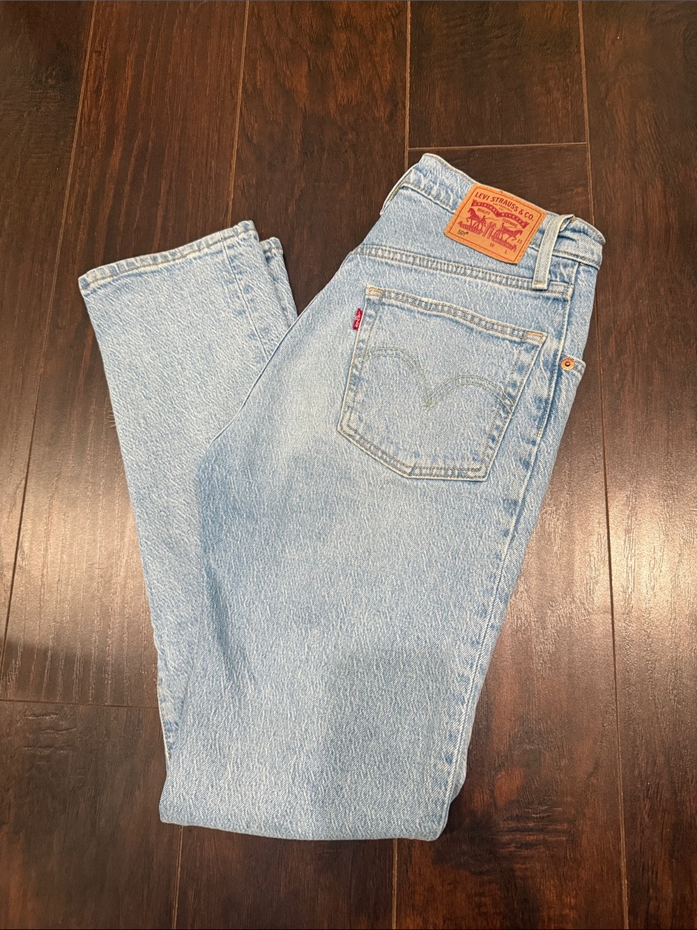 Levi's 501 original 26/30 Women's Light Wash High-Rise Straight Leg Jeans